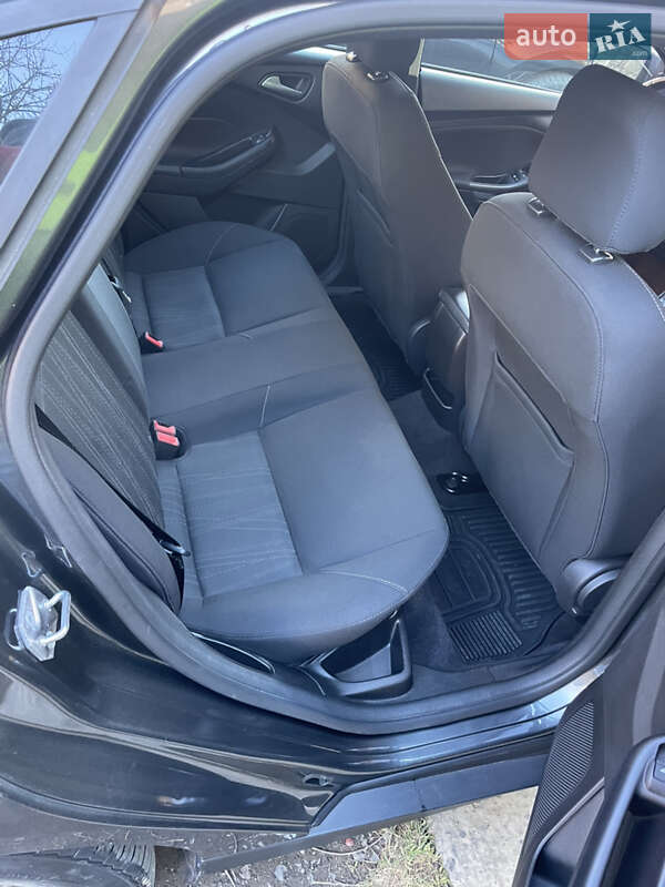 Седан Ford Focus 2017 в Ужгороде