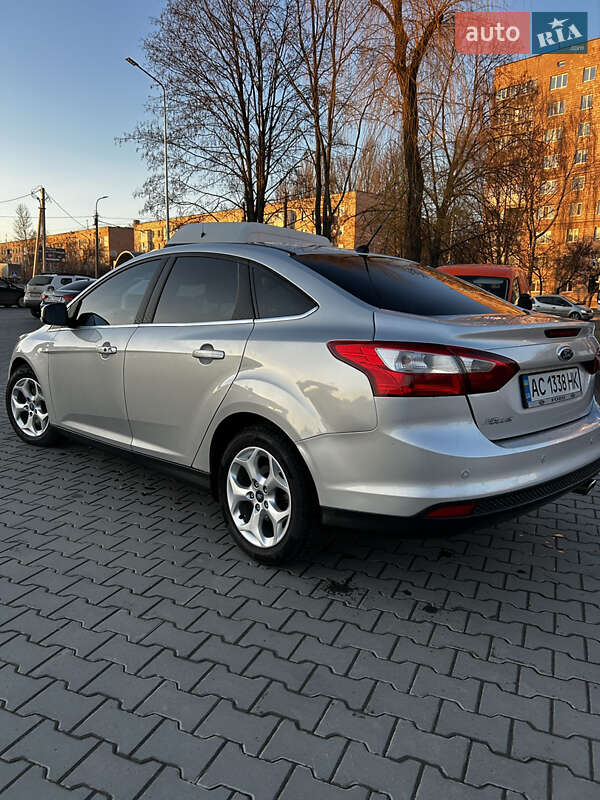 Седан Ford Focus 2011 в Луцке