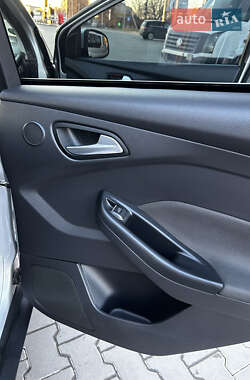 Седан Ford Focus 2011 в Луцке