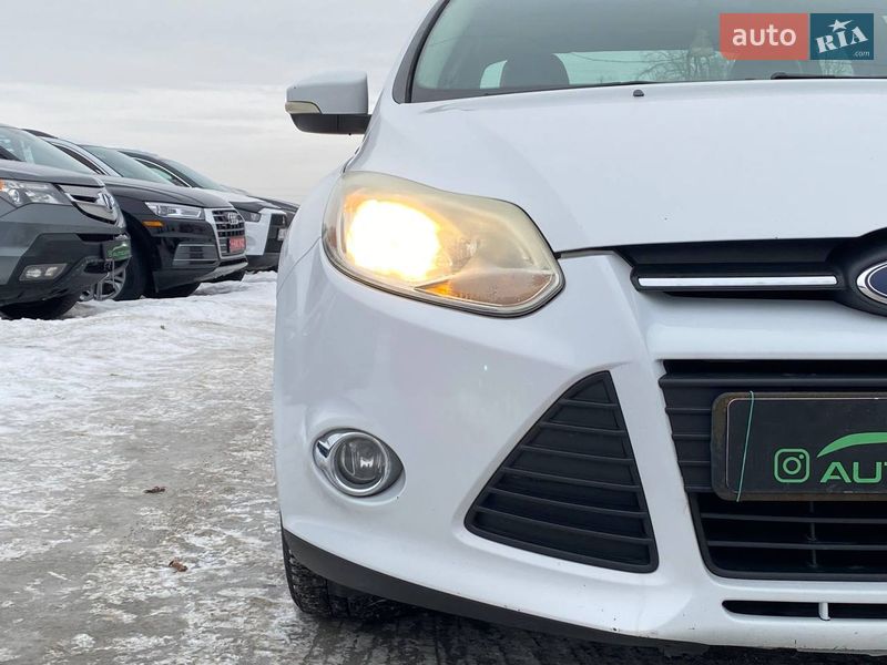 Седан Ford Focus 2014 в Киеве фото 4 Седан Ford Focus 2014 в Киеве