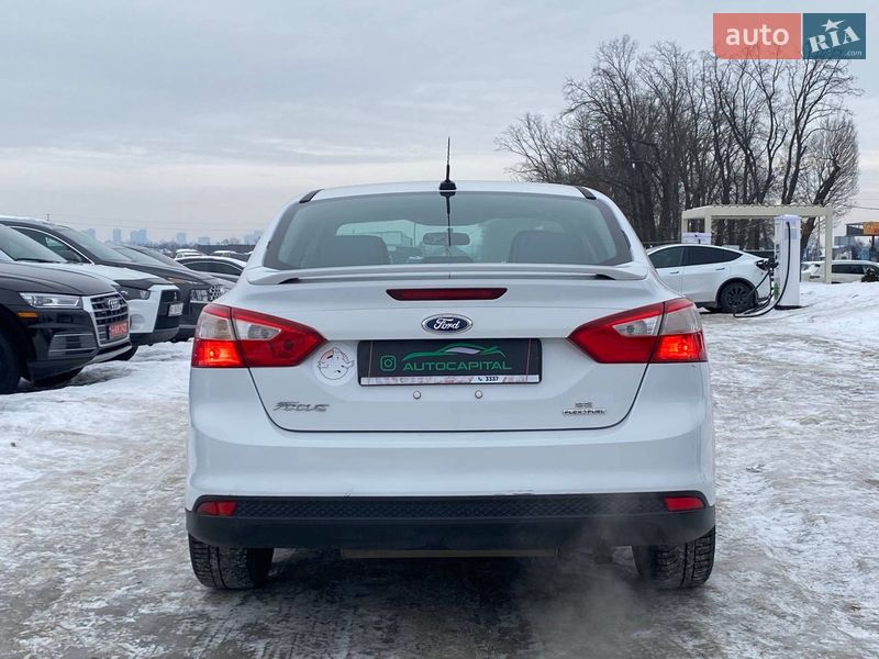 Седан Ford Focus 2014 в Киеве фото 10 Седан Ford Focus 2014 в Киеве