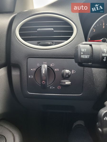 Хэтчбек Ford Focus 2008 в Павлограде