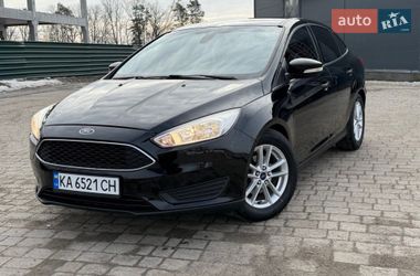 Седан Ford Focus 2015 в Буче