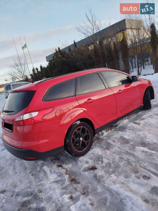 Универсал Ford Focus 2011 в Надворной