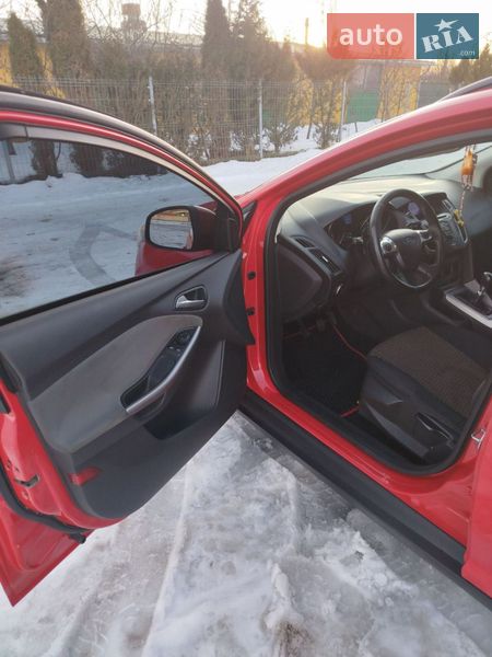 Универсал Ford Focus 2011 в Надворной