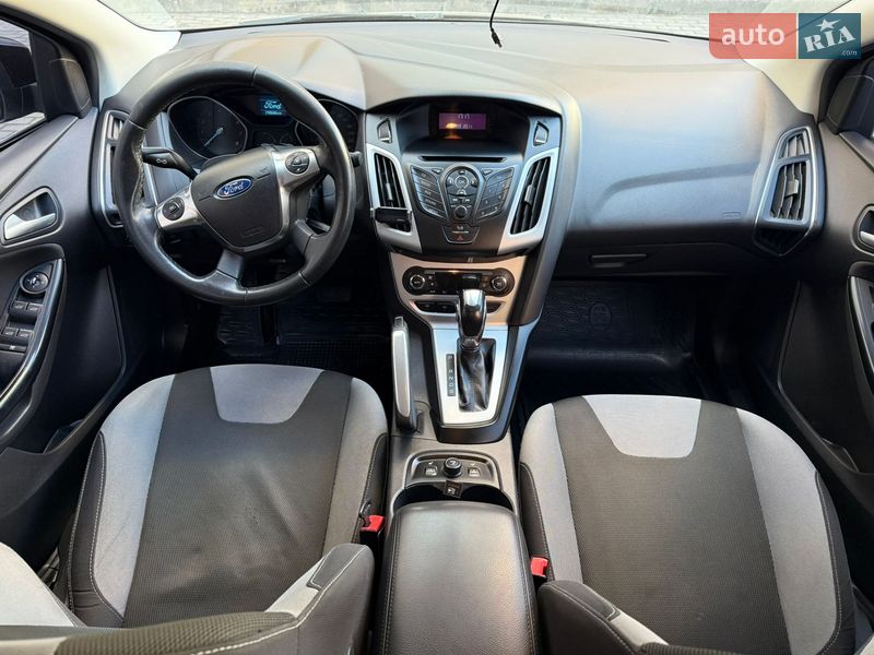 Седан Ford Focus 2011 в Львове
