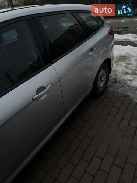 Універсал Ford Focus 2011 в Івано-Франківську