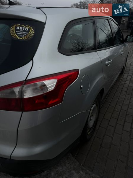 Універсал Ford Focus 2011 в Івано-Франківську