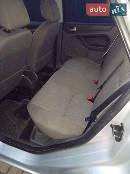 Седан Ford Focus 2007 в Калиновке