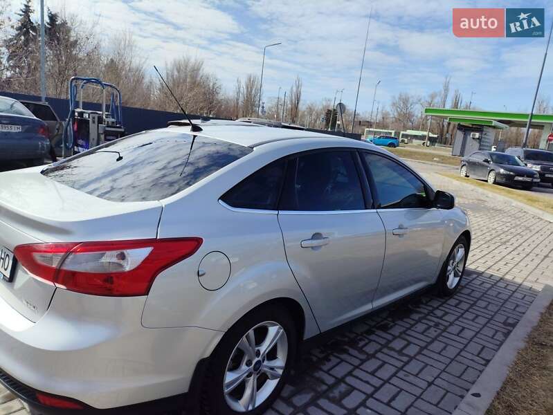 Седан Ford Focus 2011 в Днепре