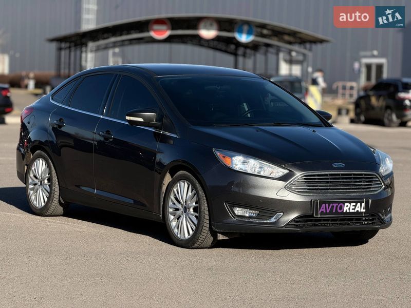 Седан Ford Focus 2015 в Кривому Розі