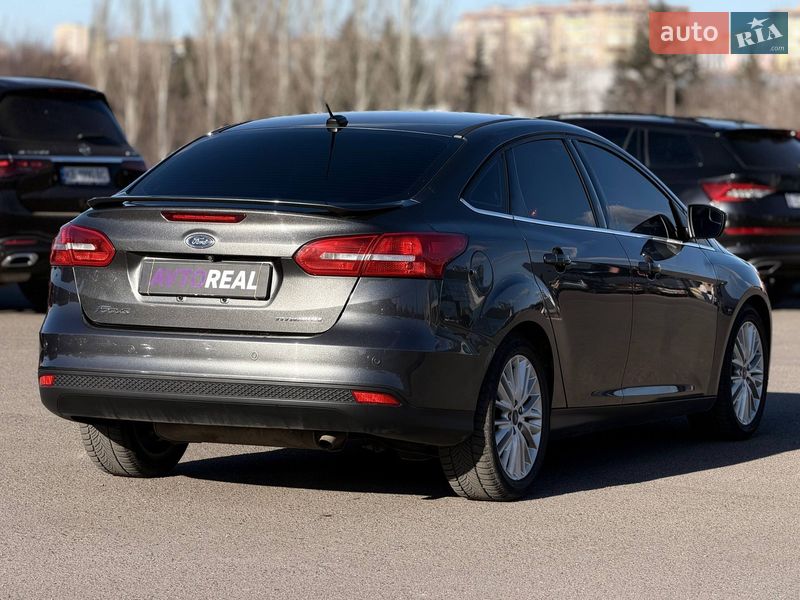 Седан Ford Focus 2015 в Кривому Розі