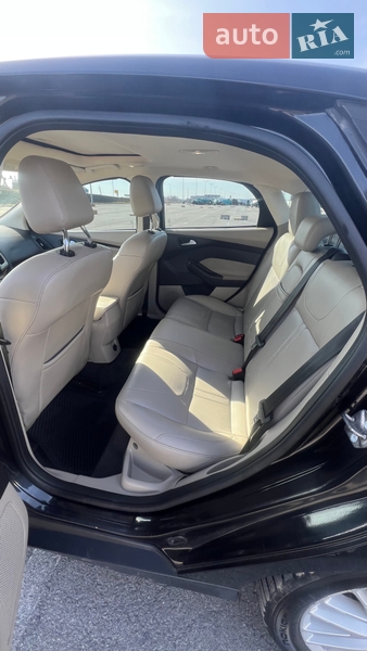 Седан Ford Focus 2011 в Львове