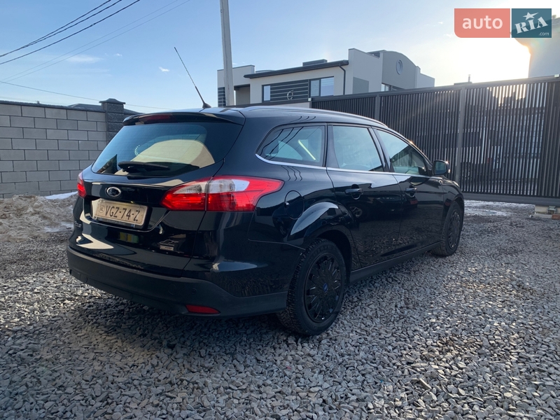 Универсал Ford Focus 2012 в Ровно