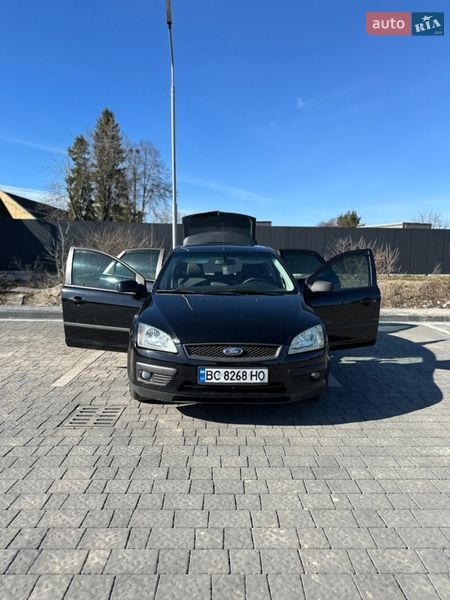 Хетчбек Ford Focus 2006 в Самборі