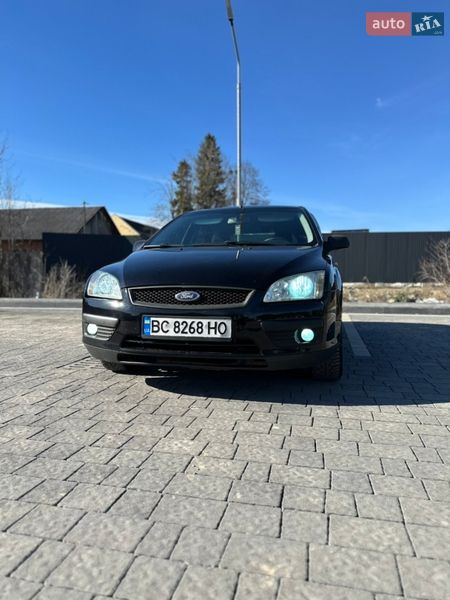 Хетчбек Ford Focus 2006 в Самборі