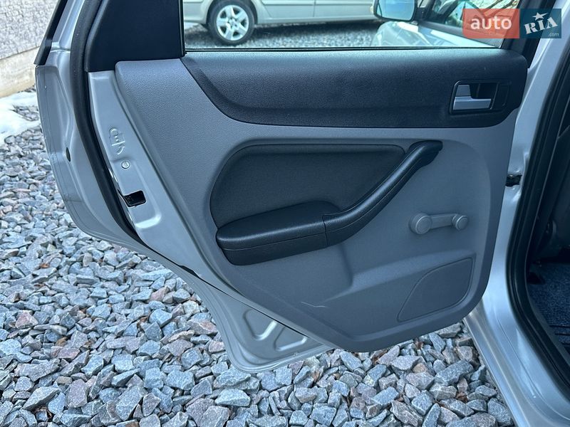 Универсал Ford Focus 2010 в Ровно