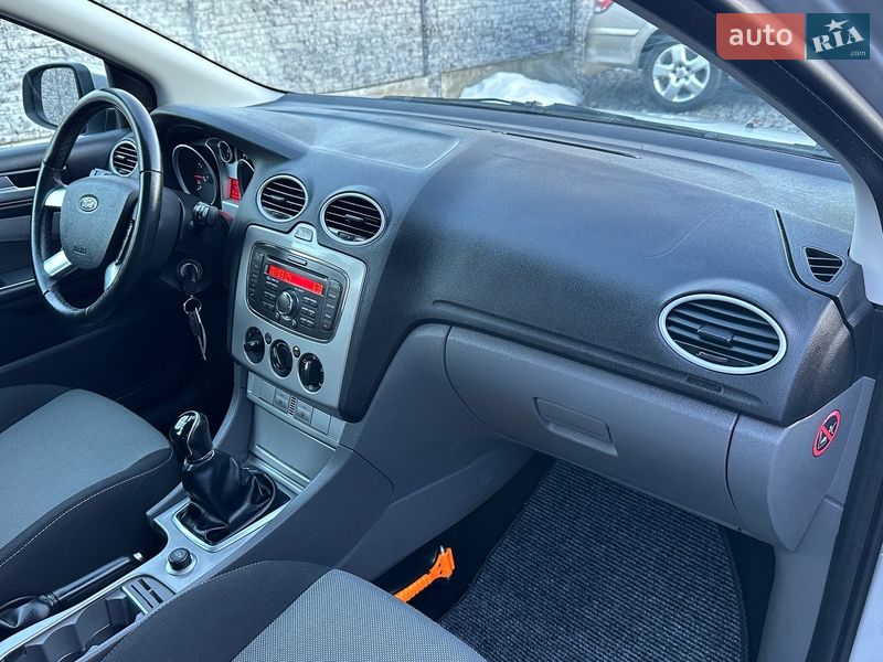 Универсал Ford Focus 2010 в Ровно