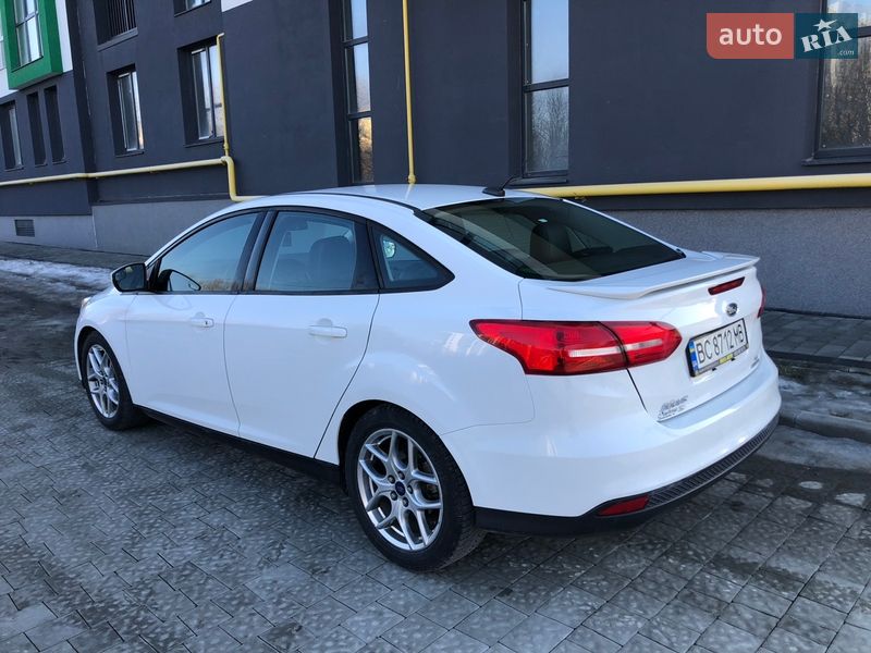 Хэтчбек Ford Focus 2015 в Львове