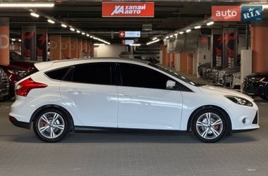 Хэтчбек Ford Focus 2013 в Киеве