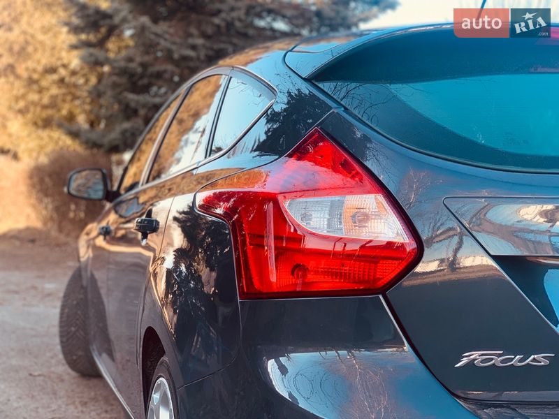 Хэтчбек Ford Focus 2013 в Стрые
