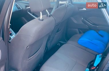Хэтчбек Ford Focus 2013 в Стрые