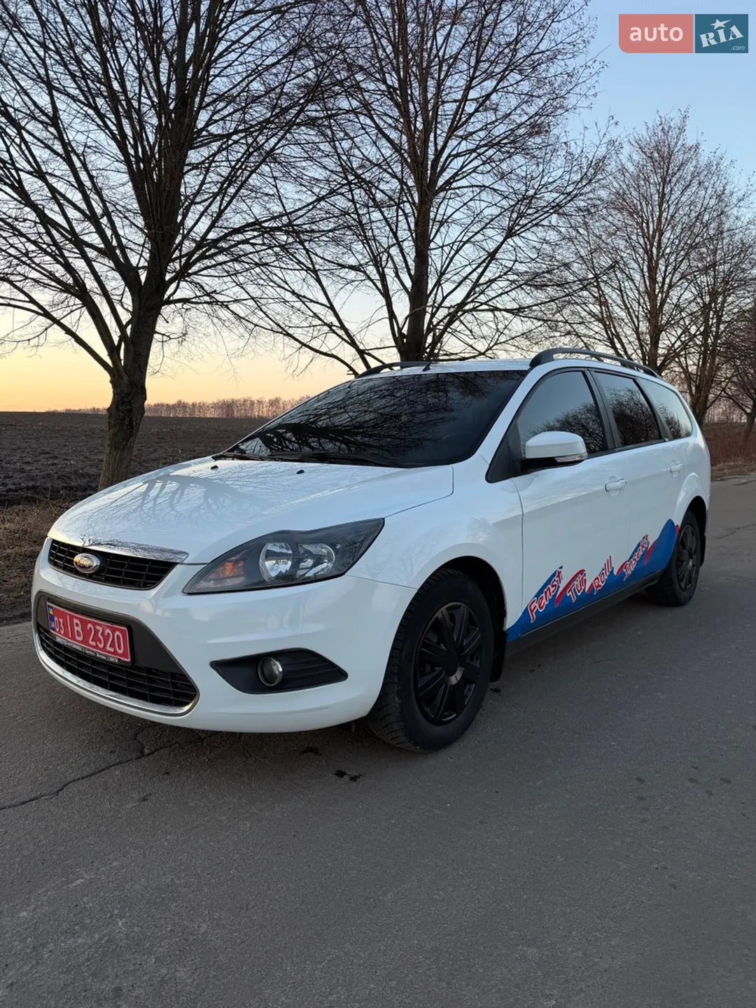 2010 Ford Focus - мініатюра 21