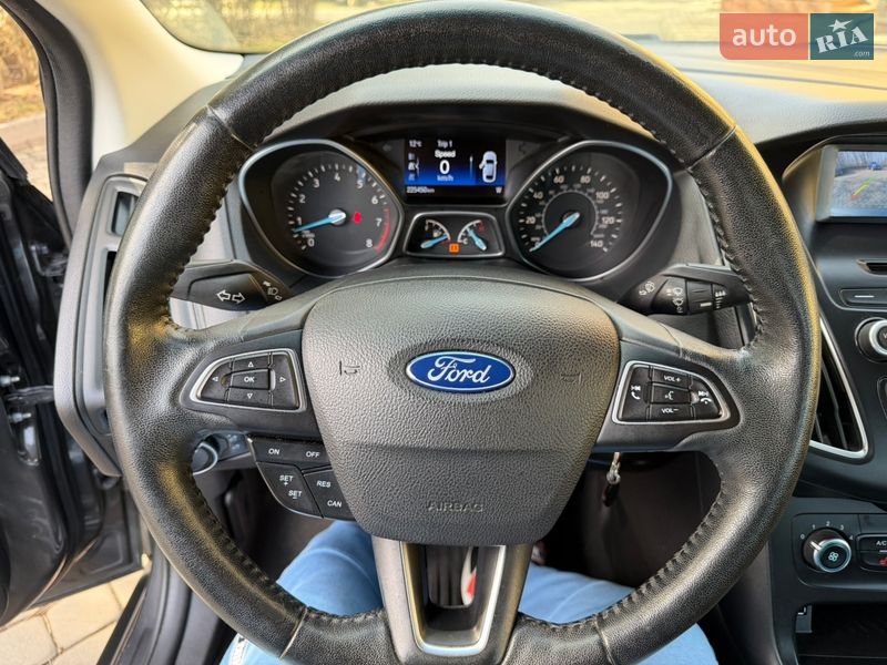 Седан Ford Focus 2015 в Луцке