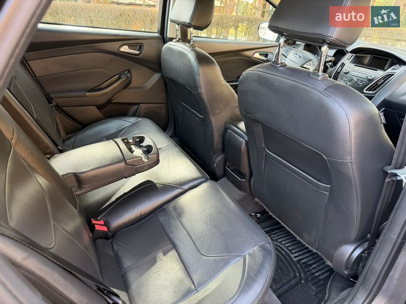 Седан Ford Focus 2015 в Луцке