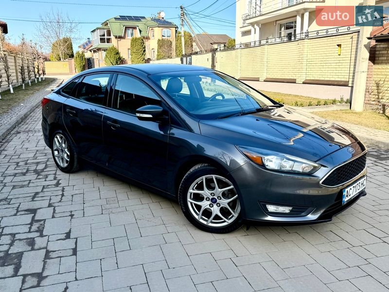 Седан Ford Focus 2015 в Луцке