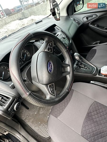 Седан Ford Focus 2016 в Первомайську