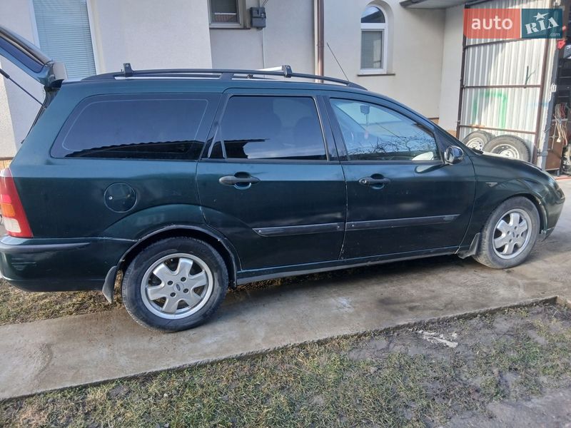 Універсал Ford Focus 2004 в Новоселиці фото 2 Універсал Ford Focus 2004 в Новоселиці