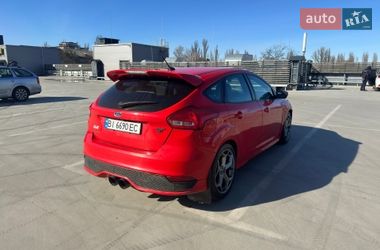 Хэтчбек Ford Focus 2016 в Киеве