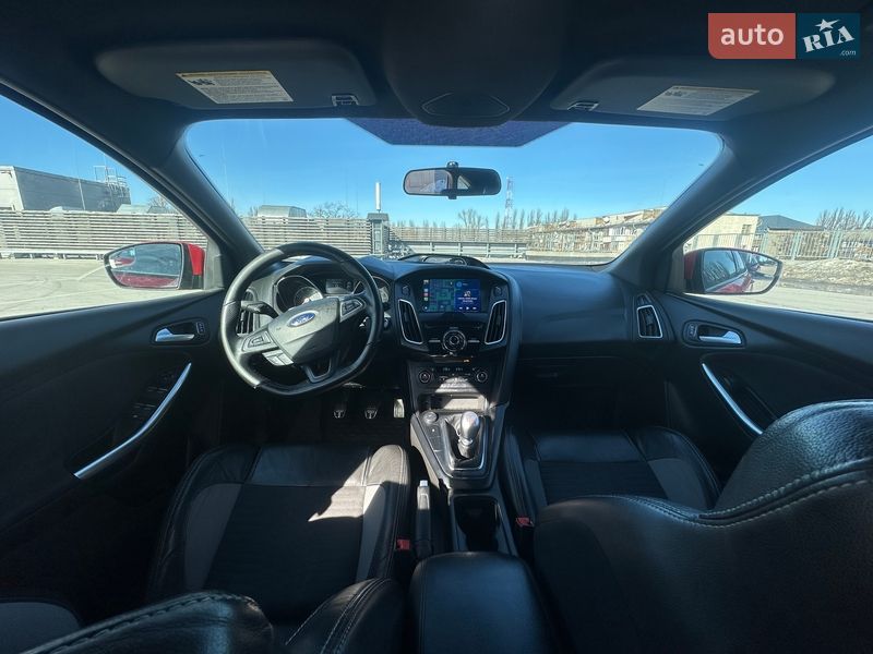 Хетчбек Ford Focus 2016 в Києві