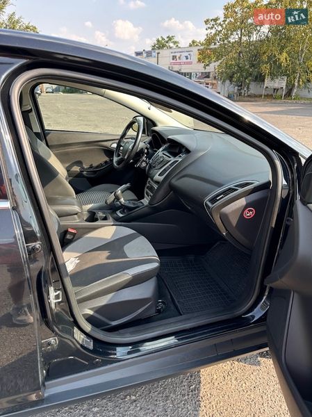 Хэтчбек Ford Focus 2012 в Запорожье