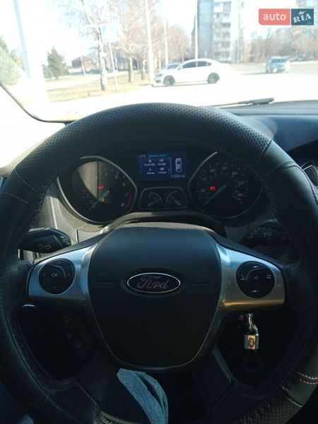 Хэтчбек Ford Focus 2014 в Запорожье
