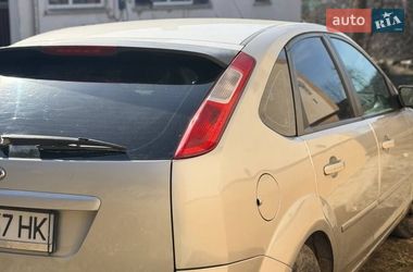 Хэтчбек Ford Focus 2007 в Белых Ославах