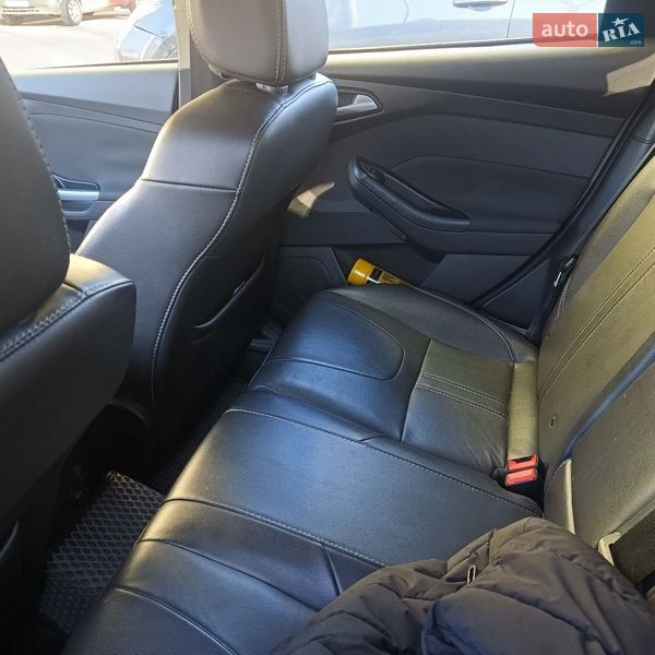 Хэтчбек Ford Focus 2013 в Киеве