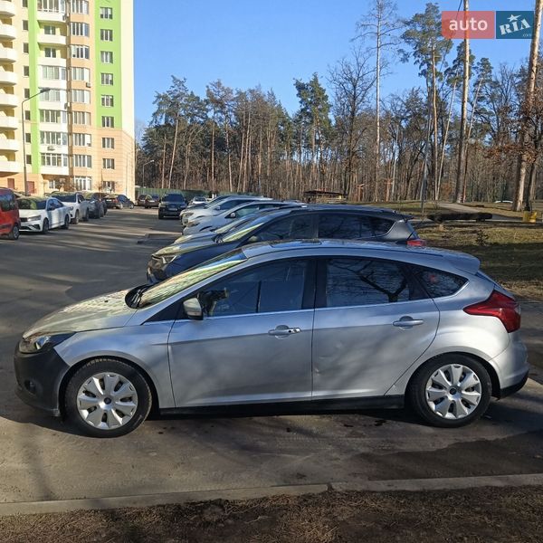 Хэтчбек Ford Focus 2013 в Киеве