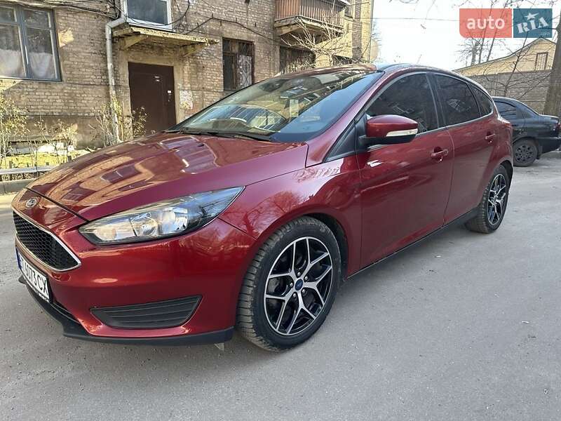 Хэтчбек Ford Focus 2017 в Днепре