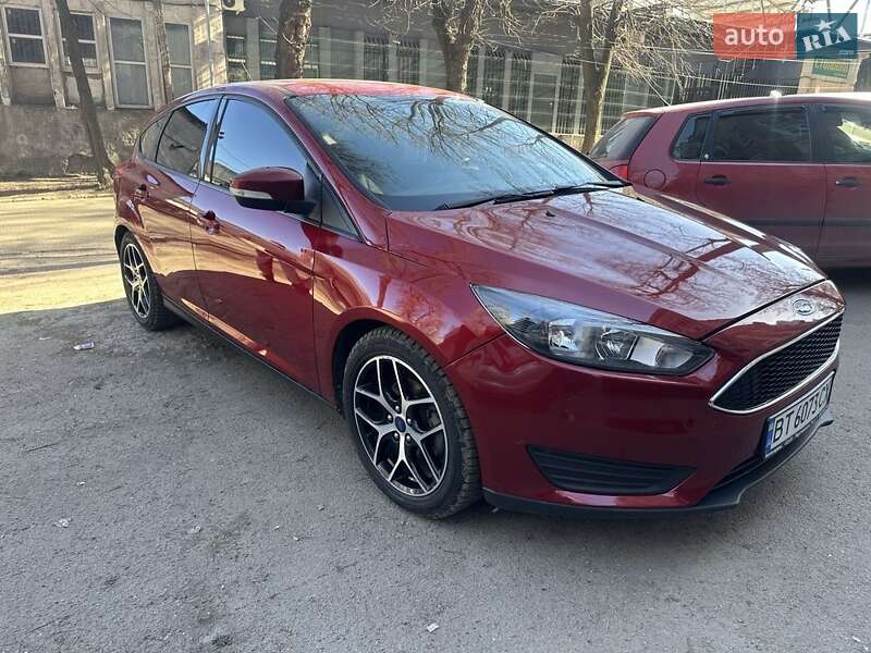 Хэтчбек Ford Focus 2017 в Днепре