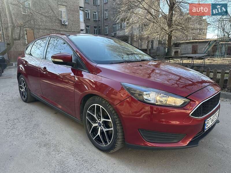 Хэтчбек Ford Focus 2017 в Днепре