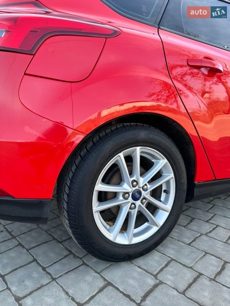 Хетчбек Ford Focus 2015 в Івано-Франківську