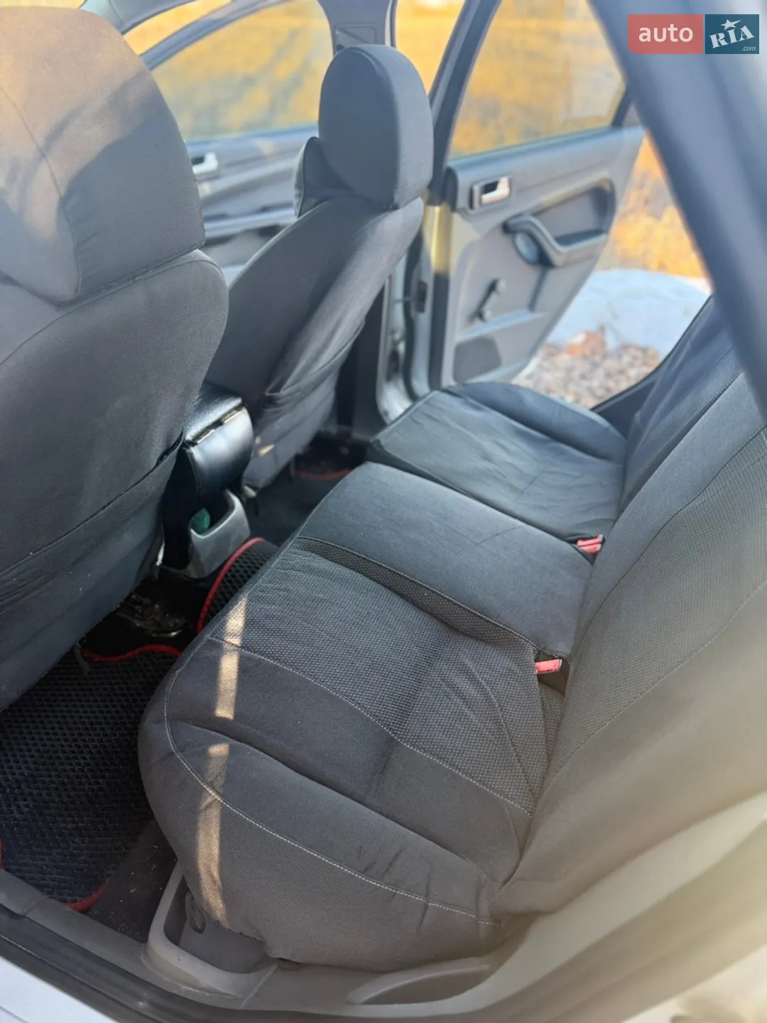 Ford Focus 2008 VIN WF0HXXWPDH8B54447 фото оголошення 11 з 19
