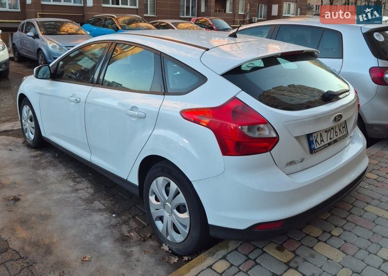 Хэтчбек Ford Focus 2014 в Киеве
