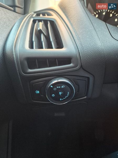 Хэтчбек Ford Focus 2014 в Киеве