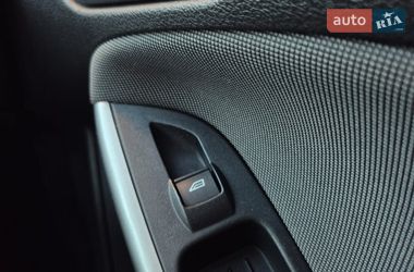 Хэтчбек Ford Focus 2014 в Киеве