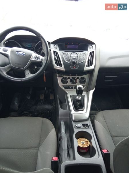 Універсал Ford Focus 2011 в Нових Санжарах