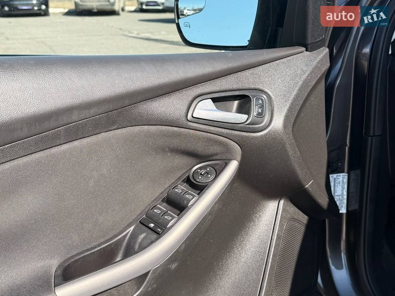 Хэтчбек Ford Focus 2015 в Одессе