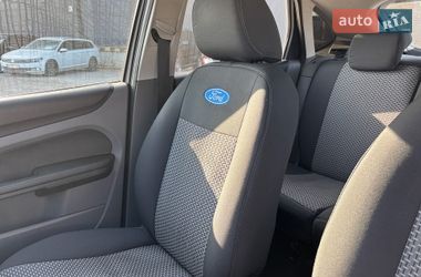 Хэтчбек Ford Focus 2008 в Львове